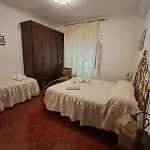 Biddy's House * צ'יאמפינו
